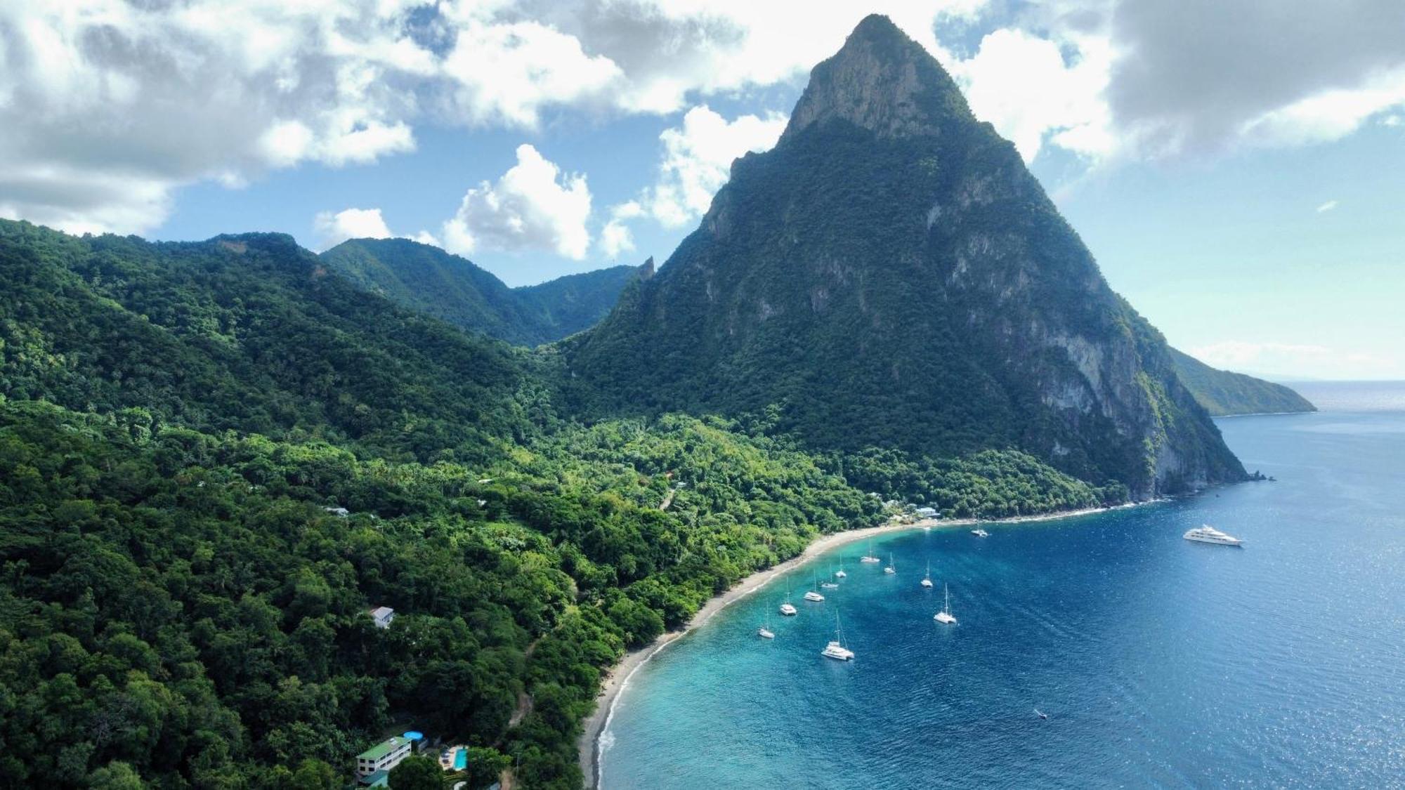 Authentic St, Lucian Experience At Prestigious 2-Bed Villa - Colibri Cottage Villa Soufriere Bagian luar foto